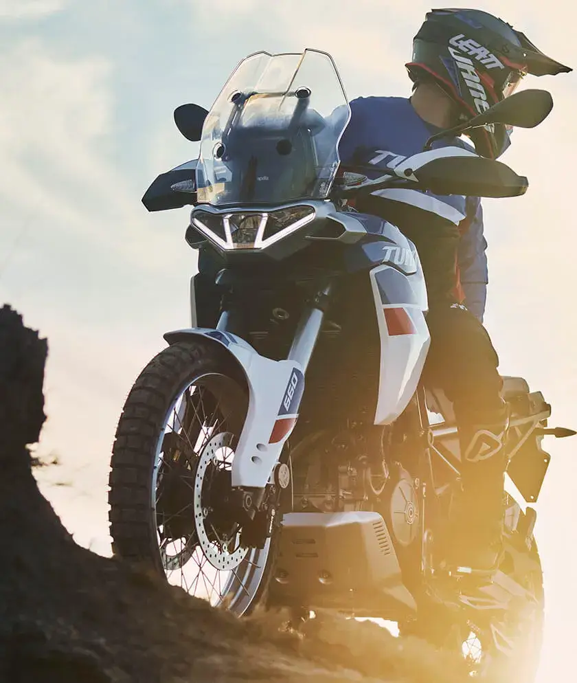 conocenos aprilia tuareg 660