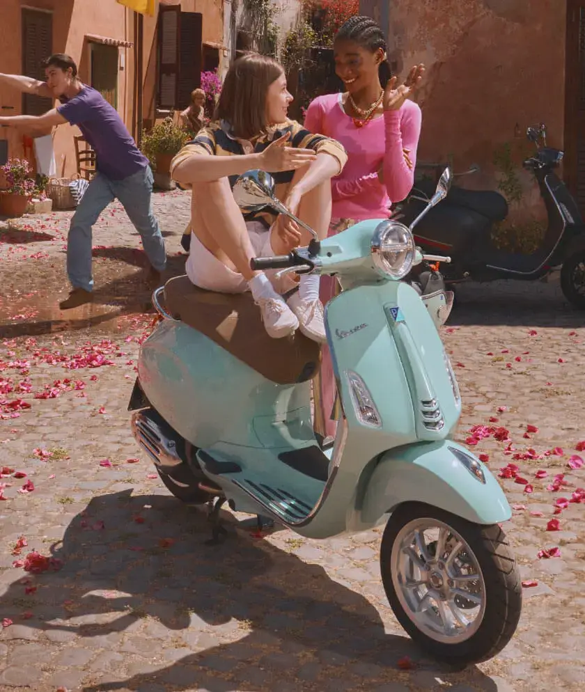 conocenos vespa primavera 125